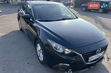 Седан Mazda 3 2016 в 