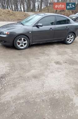 Седан Mazda 3 2004 в 