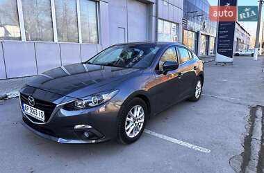 Седан Mazda 3 2015 в Запоріжжі