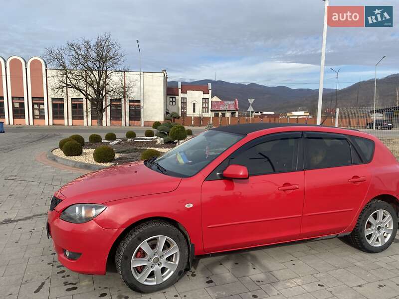 Хэтчбек Mazda 3 2004 в Ужгороде