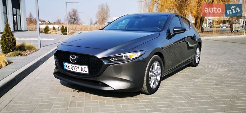 Mazda 3 2019