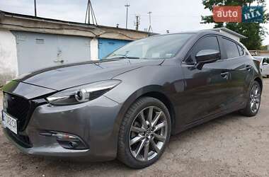 Хэтчбек Mazda 3 2017 в Николаеве