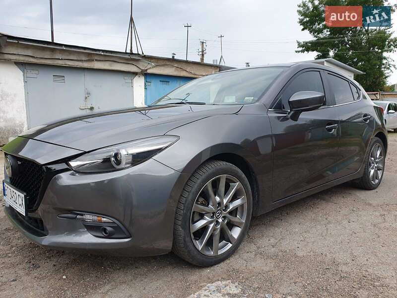 Хетчбек Mazda 3 2017 в Миколаєві