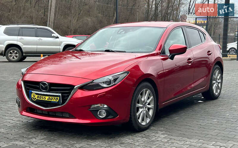 Хетчбек Mazda 3 2015 в Чернівцях фото 3 Хетчбек Mazda 3 2015 в Чернівцях