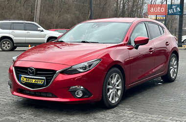 Хэтчбек Mazda 3 2015 в 