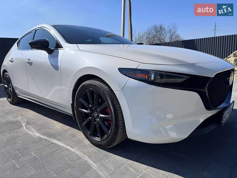 Хэтчбек Mazda 3 2022 в 