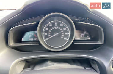 Седан Mazda 3 2017 в 
