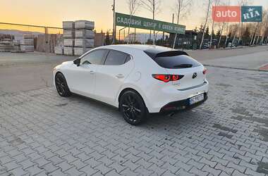 Хэтчбек Mazda 3 2022 в 