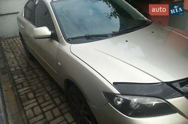 Седан Mazda 3 2006 в Павлограді