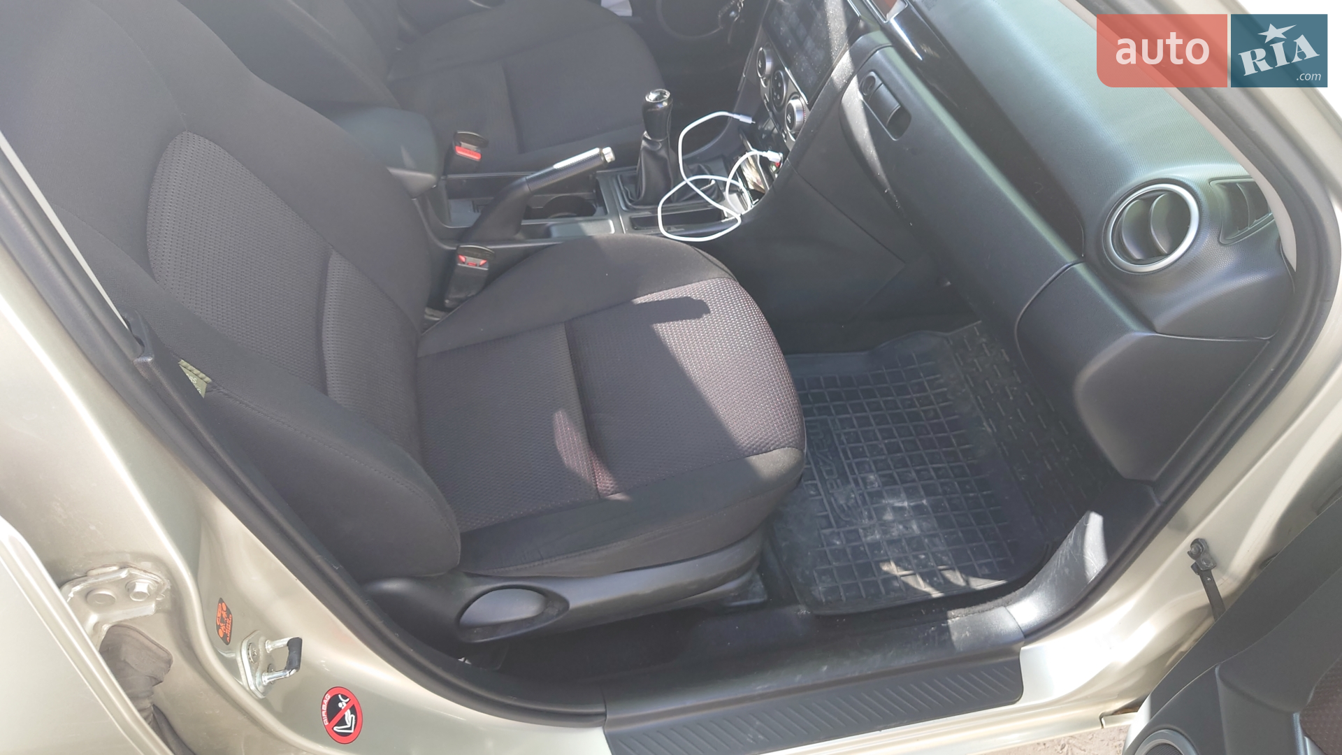 Mazda 3 2007 VIN JMZBK12F671578683 фото оголошення 2 з 5