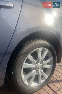 Седан Mazda 3 2007 в 