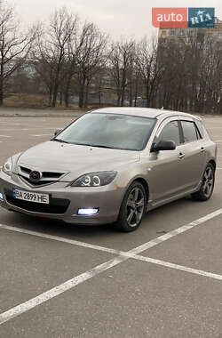 Хэтчбек Mazda 3 2004 в 