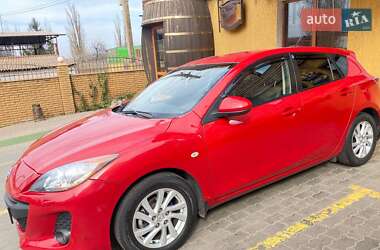 Хэтчбек Mazda 3 2012 в Кривом Роге