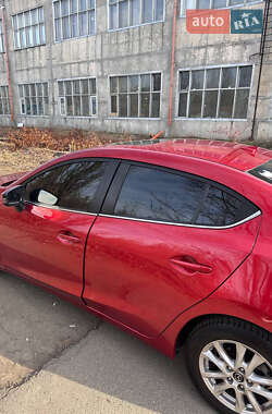 Седан Mazda 3 2014 в 