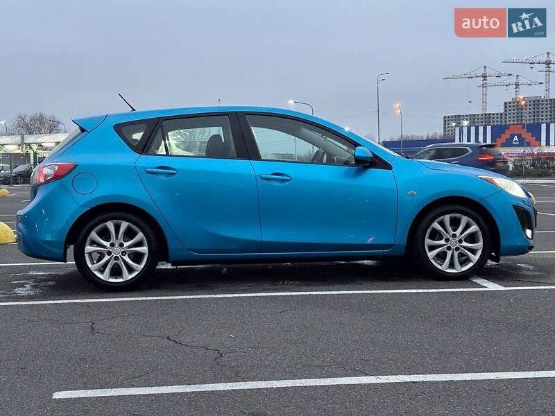 Хетчбек Mazda 3 2010 в Києві