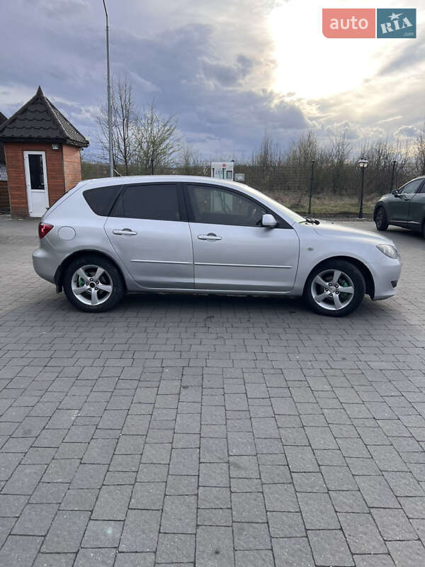 Хетчбек Mazda 3 2004 в Стрию