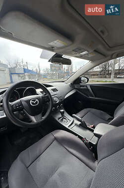 Седан Mazda 3 2012 в Киеве