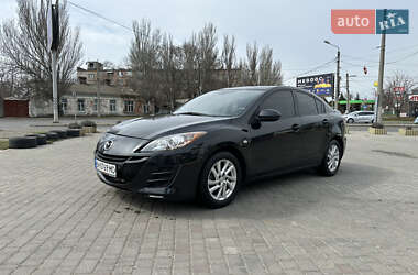 Седан Mazda 3 2012 в Киеве