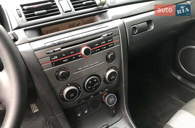 Седан Mazda 3 2007 в 