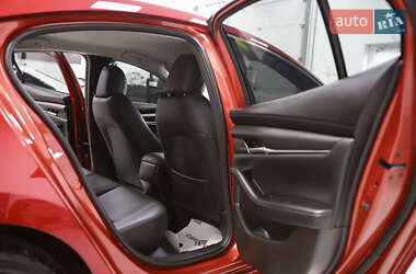Седан Mazda 3 2022 в 