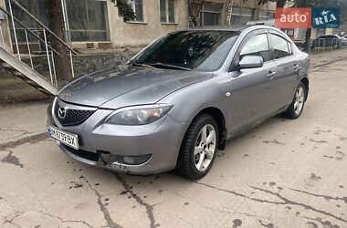 Седан Mazda 3 2004 в Шостке