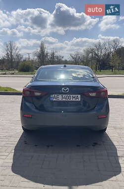 Седан Mazda 3 2016 в 