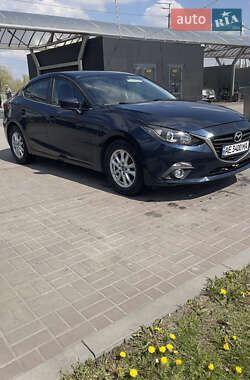 Седан Mazda 3 2016 в 