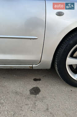 Хетчбек Mazda 3 2004 в 