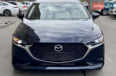 Седан Mazda 3 2021 в 