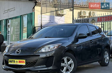 Хэтчбек Mazda 3 2012 в 