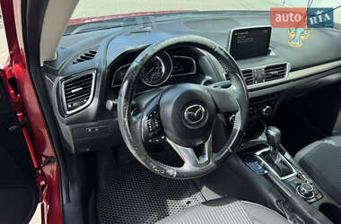 Седан Mazda 3 2016 в 