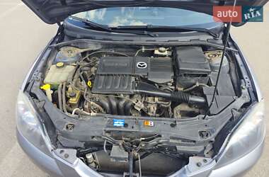Хэтчбек Mazda 3 2005 в 