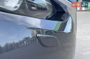 Седан Mazda 3 2014 в 