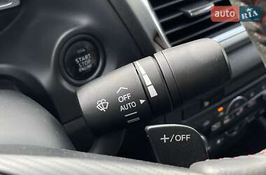 Седан Mazda 3 2014 в 