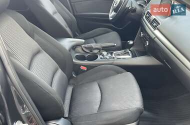 Седан Mazda 3 2014 в 