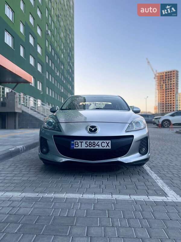 Седан Mazda 3 2012 в Одесі
