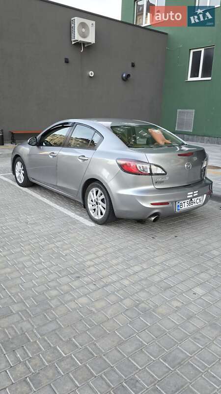 Седан Mazda 3 2012 в Одесі