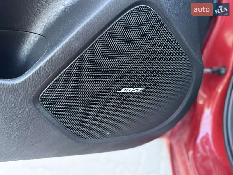 Хэтчбек Mazda 3 2015 в Черновцах