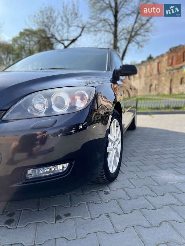 Хэтчбек Mazda 3 2008 в Галиче