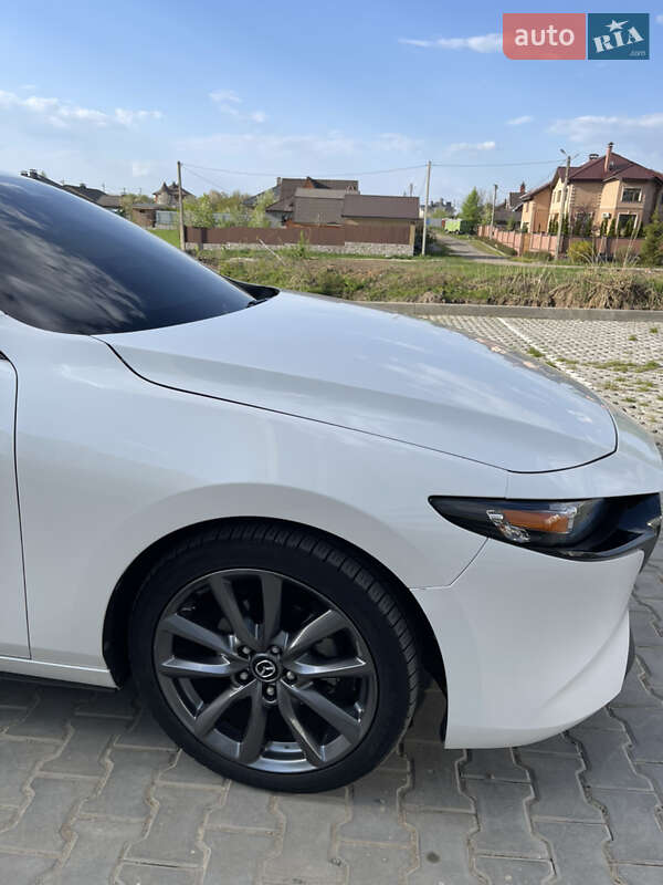 Хэтчбек Mazda 3 2019 в Полтаве