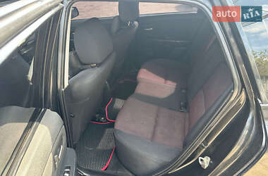 Хэтчбек Mazda 3 2004 в 