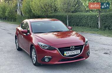Седан Mazda 3 2014 в 