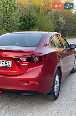 Седан Mazda 3 2014 в 