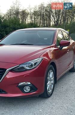 Седан Mazda 3 2014 в 