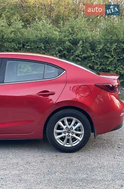 Седан Mazda 3 2014 в 