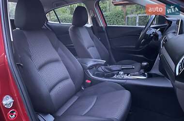 Седан Mazda 3 2014 в 