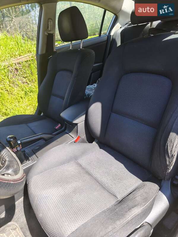 Седан Mazda 3 2006 в Одессе