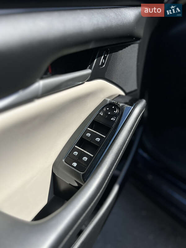 Седан Mazda 3 2020 в Миколаєві