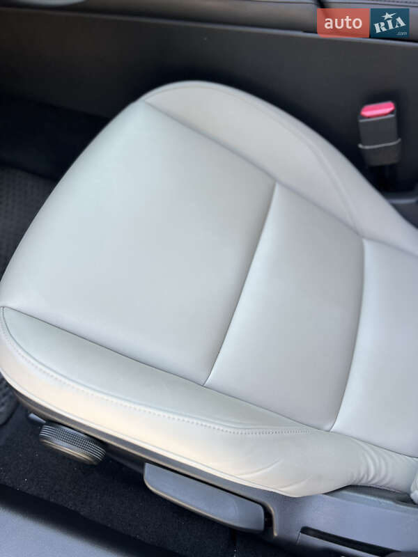 Седан Mazda 3 2020 в Миколаєві