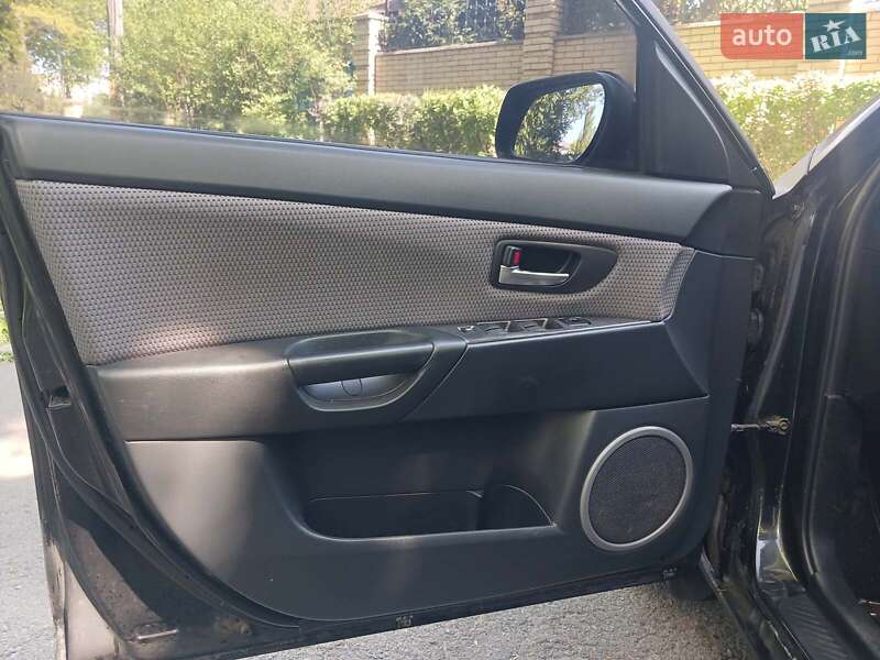 Седан Mazda 3 2007 в Києві